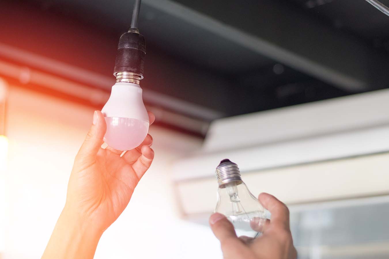Korszerű otthon LED világítással – Előnyök a normál izzókkal szemben
